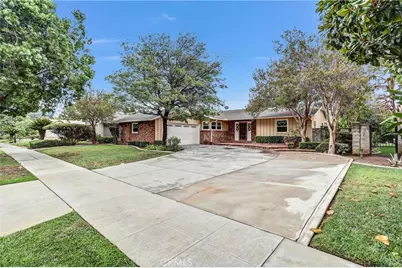 4450 Beechwood, Riverside, CA 92506 - Photo 2