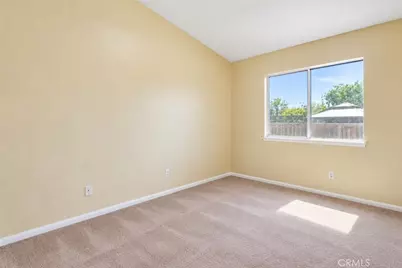10808 Breezy Meadow, Moreno Valley, CA 92557 - Photo 18