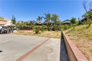 10808 Breezy Meadow, Moreno Valley, CA 92557 - Photo 20