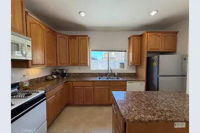 16623 Tarano, Moreno Valley, CA 92551 - Photo 8