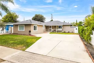 1313 E Merona Pl, Anaheim, CA 92805 - Photo 2