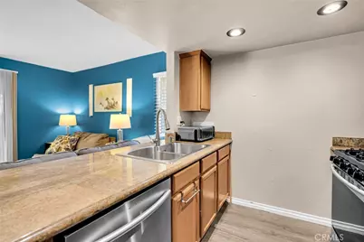 1140 W Blaine Street #201, Riverside, CA 92507 - Photo 8