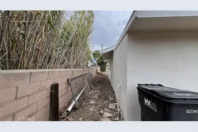 488 E Victory, Banning, CA 92220 - Photo 22