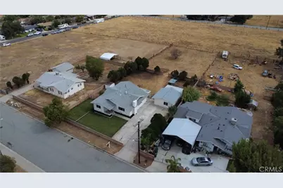 488 E Victory Avenue, Banning, CA 92220 - Photo 8