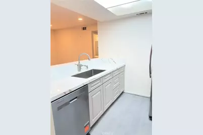 5484 Dobbs Street #130, Los Angeles, CA 90032 - Photo 12