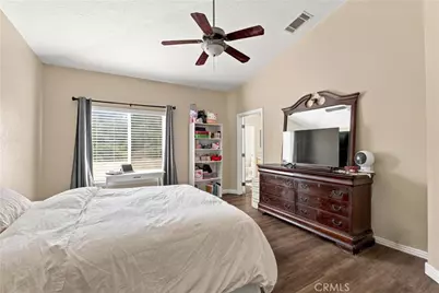 6890 Oak Hill Road, Oak Hills, CA 92344 - Photo 18