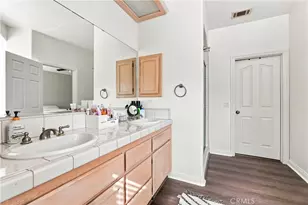 6890 Oak Hill Rd, Oak Hills, CA 92344 - Photo 22