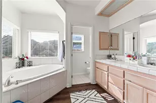 6890 Oak Hill Rd, Oak Hills, CA 92344 - Photo 20
