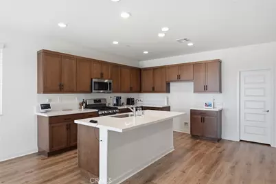 35245 Vernon, Beaumont, CA 92223 - Photo 4