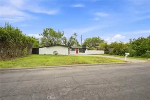 663 E Margarita, Rialto, CA 92376 - Photo 40