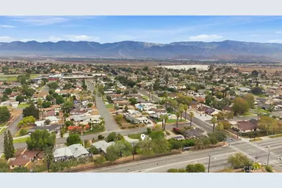 663 E Margarita, Rialto, CA 92376 - Photo 44