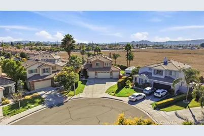 1198 Oasis Court, San Jacinto, CA 92582 - Photo 2