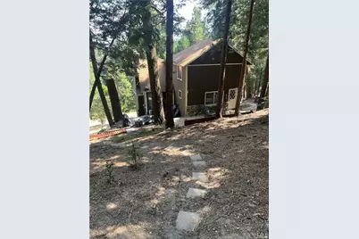 404 Mozumdar, Cedarpines Park, CA 92322 - Photo 48