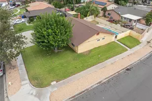 9771 Kaiser Ct, Fontana, CA 92335 - Photo 34