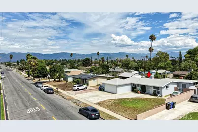 825 N Lilac Avenue, Rialto, CA 92376 - Photo 2