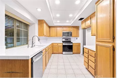 1481 Genoa, San Jacinto, CA 92583 - Photo 10