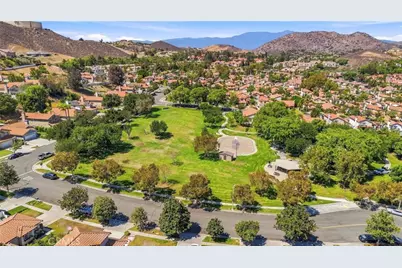 637 Avondale, Corona, CA 92879 - Photo 48