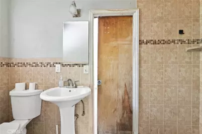 1432 W Birchmont, Anaheim, CA 92801 - Photo 16