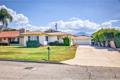 7195 Seine, Highland, CA 92346 - Photo 6