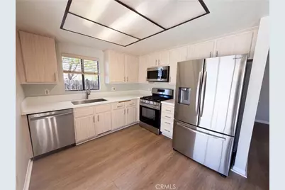 25431 Pistache Court, Murrieta, CA 92563 - Photo 6
