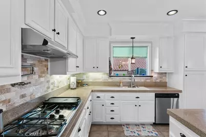 36152 Darcy, Murrieta, CA 92562 - Photo 12