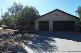 8026 Primrose Ave, Oak Hills, CA 92344 - Photo 32