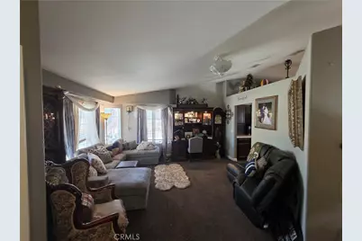 8026 Primrose Avenue, Oak Hills, CA 92344 - Photo 18