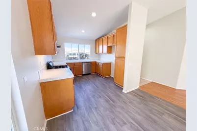 13241 Cameron, Victorville, CA 92392 - Photo 2