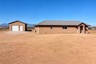 14100 Nightshade, Apple Valley, CA 92307 - Photo 1