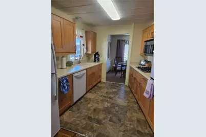 3945 Bradford #122, La Verne, CA 91750 - Photo 6