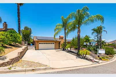 22862 Calcutta, Canyon Lake, CA 92587 - Photo 2