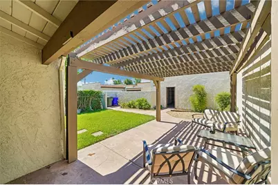 1375 Bouquet #D, Upland, CA 91786 - Photo 34