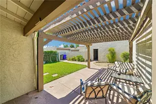 1375 Bouquet, Upland, CA 91786 - Photo 34