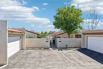 1375 Bouquet #D, Upland, CA 91786 - Photo 46
