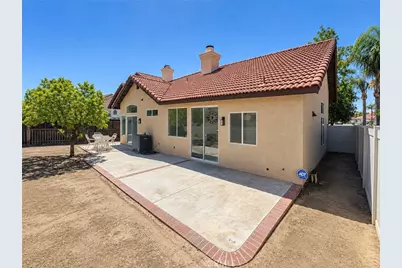 16786 Via Pamplona, Moreno Valley, CA 92551 - Photo 52