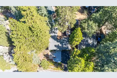 31430 Frontier, Running Springs, CA 92382 - Photo 36