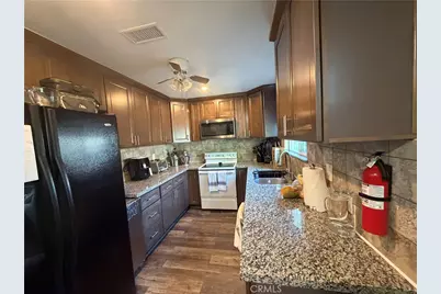 1602 N King A4, Santa Ana, CA 92706 - Photo 4