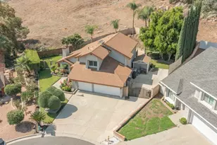 8251 Bent Tree, Riverside, CA 92509 - Photo 6