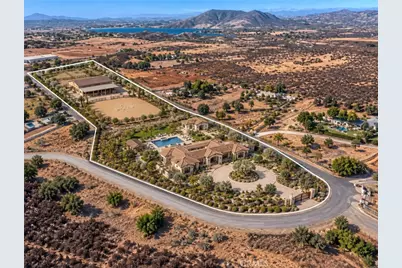 36555 Summitville, Temecula, CA 92592 - Photo 2