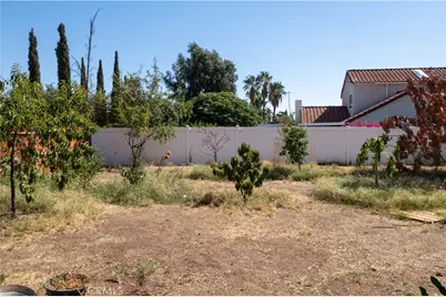 23250 Woodpecker, Moreno Valley, CA 92557 - Photo 14