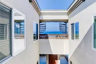 3250 Strandway, San Diego, CA 92109 - Photo 1