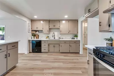 6295 Banner Court, Riverside, CA 92504 - Photo 4