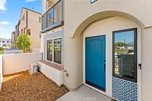 108 Pickwick Ln Ct, Burbank, CA 91506 - Photo 2