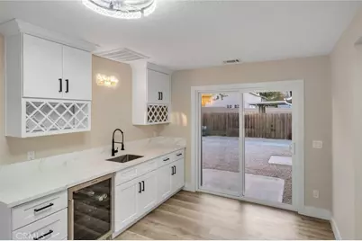 18043 Sunburst, Victorville, CA 92395 - Photo 20