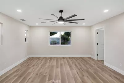 18043 Sunburst, Victorville, CA 92395 - Photo 30