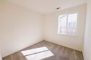 5578 E Eugenia, Fresno, CA 93727 - Photo 18