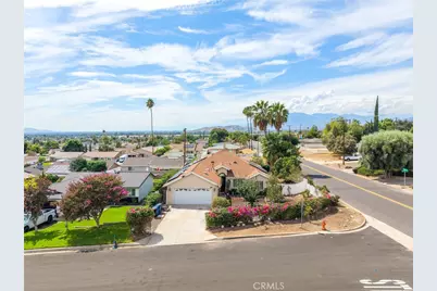 25481 Foothill Drive, San Bernardino, CA 92404 - Photo 6