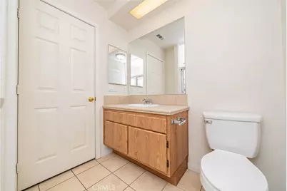 15999 Holly Brook, Victorville, CA 92395 - Photo 30
