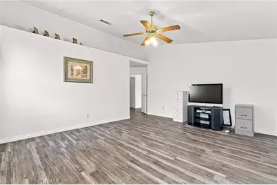 721 N Sandalwood Avenue, Rialto, CA 92376 - Photo 30