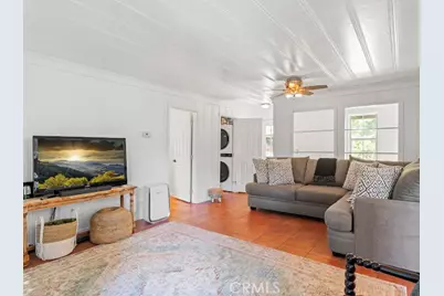 24834 Edelweiss Drive, Crestline, CA 92325 - Photo 10